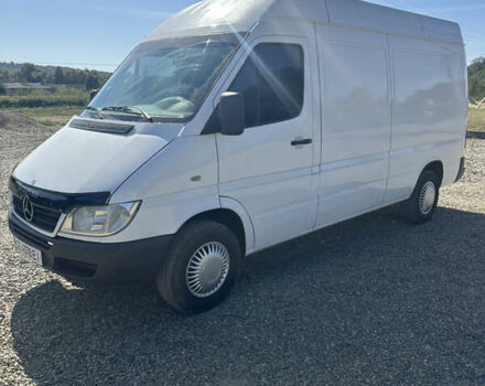 Белый Мерседес Sprinter, объемом двигателя 2.15 л и пробегом 700 тыс. км за 8000 $, фото 2 на Automoto.ua