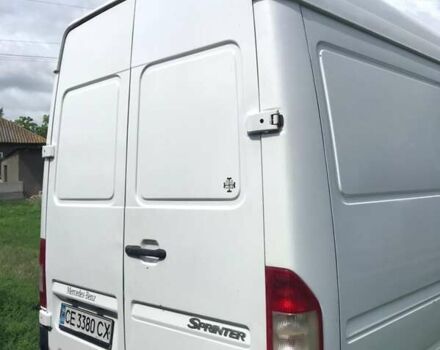 Белый Мерседес Sprinter, объемом двигателя 2.3 л и пробегом 559 тыс. км за 8800 $, фото 2 на Automoto.ua