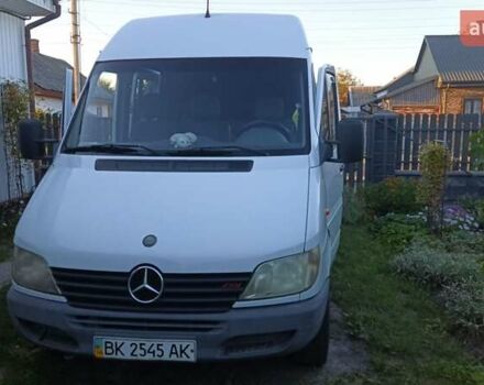 Белый Мерседес Sprinter, объемом двигателя 2.15 л и пробегом 365 тыс. км за 7800 $, фото 11 на Automoto.ua