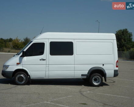 Белый Мерседес Sprinter, объемом двигателя 2.15 л и пробегом 658 тыс. км за 13900 $, фото 23 на Automoto.ua