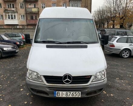 Белый Мерседес Sprinter, объемом двигателя 2.7 л и пробегом 320 тыс. км за 3550 $, фото 3 на Automoto.ua