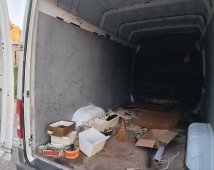 Белый Мерседес Sprinter, объемом двигателя 2.2 л и пробегом 300 тыс. км за 7200 $, фото 13 на Automoto.ua