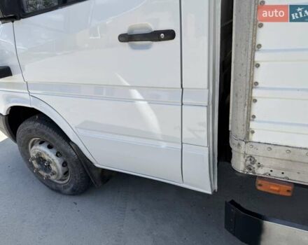 Белый Мерседес Sprinter, объемом двигателя 2.69 л и пробегом 557 тыс. км за 17100 $, фото 5 на Automoto.ua