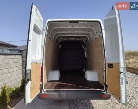 Белый Мерседес Sprinter, объемом двигателя 0 л и пробегом 260 тыс. км за 23900 $, фото 26 на Automoto.ua