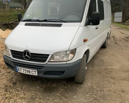 Білий Мерседес Sprinter, об'ємом двигуна 2.7 л та пробігом 374 тис. км за 9450 $, фото 3 на Automoto.ua