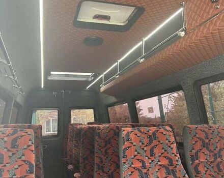 Белый Мерседес Sprinter, объемом двигателя 2.2 л и пробегом 400 тыс. км за 10500 $, фото 2 на Automoto.ua