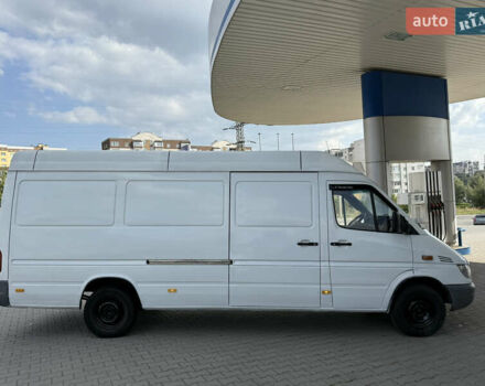 Белый Мерседес Sprinter, объемом двигателя 2.15 л и пробегом 480 тыс. км за 7999 $, фото 7 на Automoto.ua