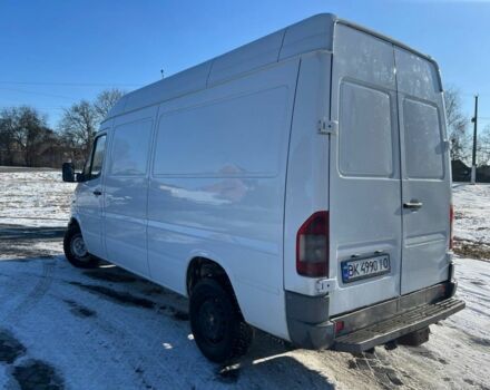 Белый Мерседес Sprinter, объемом двигателя 2.1 л и пробегом 345 тыс. км за 7800 $, фото 3 на Automoto.ua