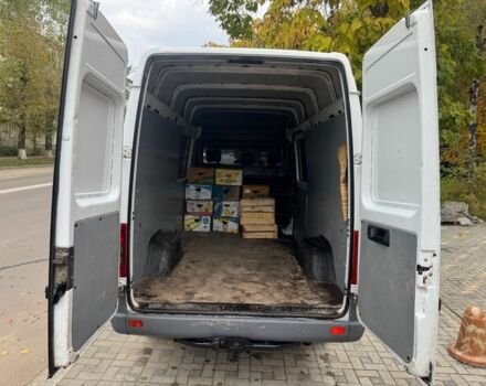 Белый Мерседес Sprinter, объемом двигателя 2.2 л и пробегом 450 тыс. км за 3200 $, фото 3 на Automoto.ua