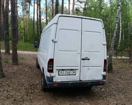 Белый Мерседес Sprinter, объемом двигателя 2.15 л и пробегом 487 тыс. км за 6900 $, фото 5 на Automoto.ua