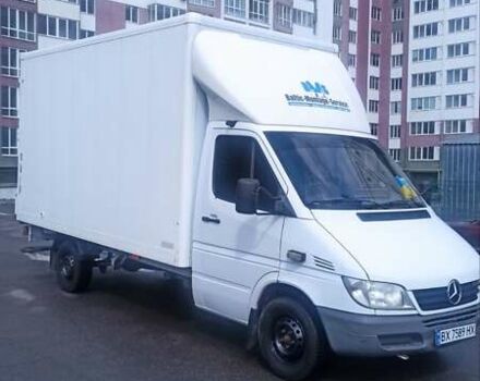 Белый Мерседес Sprinter, объемом двигателя 2.69 л и пробегом 485 тыс. км за 10950 $, фото 7 на Automoto.ua