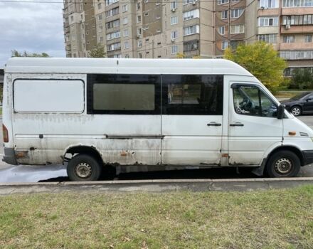 Белый Мерседес Sprinter, объемом двигателя 2.7 л и пробегом 550 тыс. км за 5800 $, фото 4 на Automoto.ua
