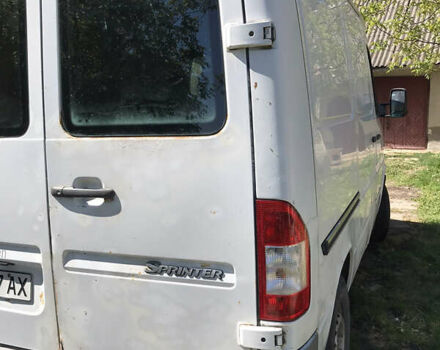 Белый Мерседес Sprinter, объемом двигателя 2.5 л и пробегом 231 тыс. км за 5400 $, фото 6 на Automoto.ua