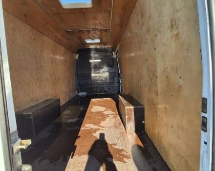 Белый Мерседес Sprinter, объемом двигателя 2.7 л и пробегом 465 тыс. км за 13800 $, фото 2 на Automoto.ua