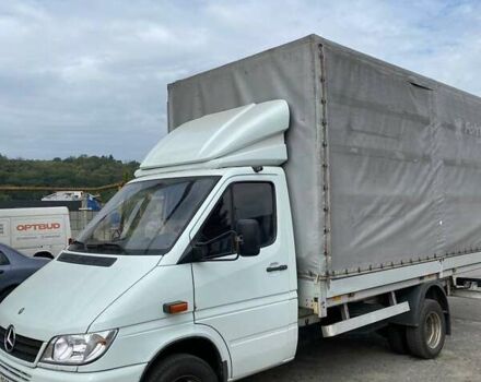 Белый Мерседес Sprinter, объемом двигателя 2.69 л и пробегом 500 тыс. км за 13000 $, фото 3 на Automoto.ua