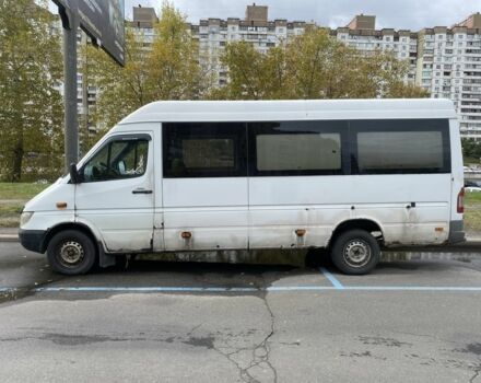 Белый Мерседес Sprinter, объемом двигателя 2.7 л и пробегом 550 тыс. км за 5800 $, фото 3 на Automoto.ua