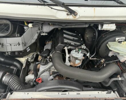 Мерседес Sprinter 2004 в Самборе на Automoto.ua Белый Мерседес Sprinter, объемом двигателя 2.2 л и пробегом 500 тыс. км за 3300 $, фото 4 на Automoto.ua