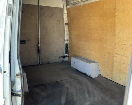Белый Мерседес Sprinter, объемом двигателя 2.69 л и пробегом 755 тыс. км за 9000 $, фото 31 на Automoto.ua