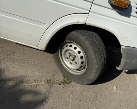 Белый Мерседес Sprinter, объемом двигателя 2.2 л и пробегом 600 тыс. км за 10500 $, фото 4 на Automoto.ua