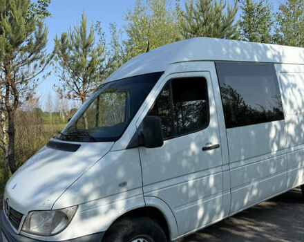 Белый Мерседес Sprinter, объемом двигателя 2.15 л и пробегом 573 тыс. км за 12500 $, фото 3 на Automoto.ua