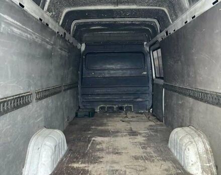 Белый Мерседес Sprinter, объемом двигателя 2.15 л и пробегом 301 тыс. км за 9500 $, фото 3 на Automoto.ua