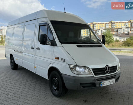 Белый Мерседес Sprinter, объемом двигателя 2.15 л и пробегом 931 тыс. км за 7400 $, фото 6 на Automoto.ua