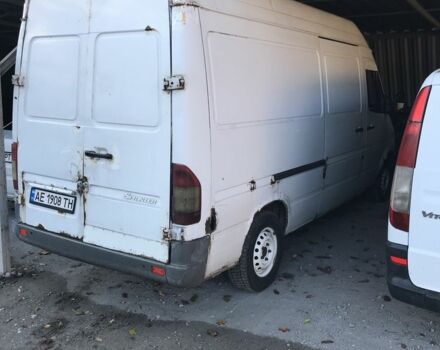 Мерседес Sprinter 2004 в Каменское - Днепродзержинск на Automoto.ua Белый Мерседес Sprinter, объемом двигателя 2.1 л и пробегом 692 тыс. км за 4999 $, фото 3 на Automoto.ua