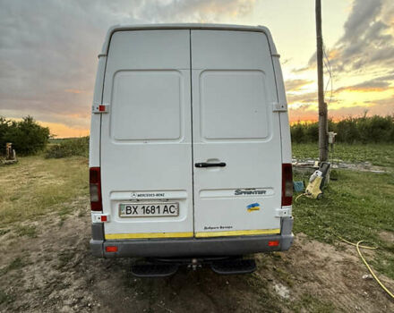 Білий Мерседес Sprinter, об'ємом двигуна 2.15 л та пробігом 500 тис. км за 10000 $, фото 8 на Automoto.ua