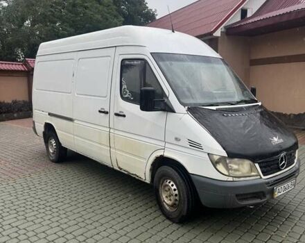 Белый Мерседес Sprinter, объемом двигателя 2.7 л и пробегом 400 тыс. км за 4999 $, фото 5 на Automoto.ua