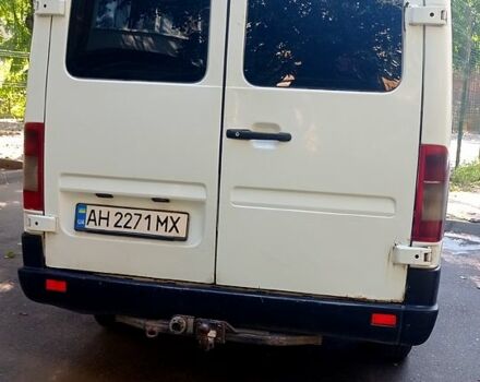 Белый Мерседес Sprinter, объемом двигателя 22 л и пробегом 300 тыс. км за 6000 $, фото 3 на Automoto.ua