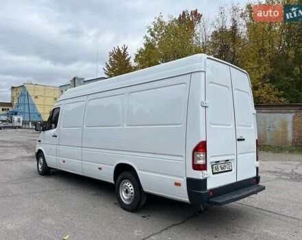 Белый Мерседес Sprinter, объемом двигателя 2.15 л и пробегом 487 тыс. км за 12700 $, фото 4 на Automoto.ua