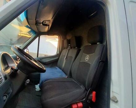 Белый Мерседес Sprinter, объемом двигателя 2.15 л и пробегом 420 тыс. км за 6900 $, фото 5 на Automoto.ua