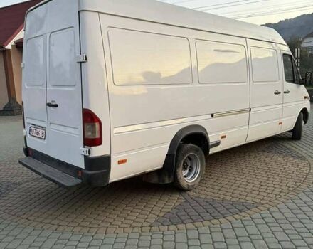 Белый Мерседес Sprinter, объемом двигателя 2.69 л и пробегом 500 тыс. км за 9999 $, фото 4 на Automoto.ua