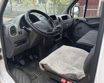 Мерседес Sprinter 2004 в Самборе на Automoto.ua Белый Мерседес Sprinter, объемом двигателя 2.2 л и пробегом 500 тыс. км за 3300 $, фото 3 на Automoto.ua