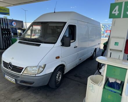 Белый Мерседес Sprinter, объемом двигателя 2.2 л и пробегом 325 тыс. км за 3800 $, фото 18 на Automoto.ua