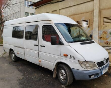 Белый Мерседес Sprinter, объемом двигателя 2.1 л и пробегом 802 тыс. км за 5800 $, фото 2 на Automoto.ua