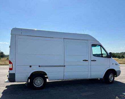 Белый Мерседес Sprinter, объемом двигателя 2.7 л и пробегом 655 тыс. км за 7800 $, фото 2 на Automoto.ua