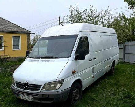 Белый Мерседес Sprinter, объемом двигателя 2.2 л и пробегом 400 тыс. км за 4600 $, фото 6 на Automoto.ua