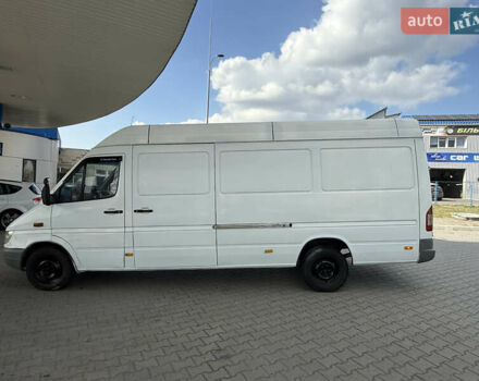 Белый Мерседес Sprinter, объемом двигателя 2.15 л и пробегом 480 тыс. км за 7999 $, фото 11 на Automoto.ua