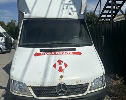 Белый Мерседес Sprinter, объемом двигателя 2.15 л и пробегом 200 тыс. км за 6500 $, фото 4 на Automoto.ua