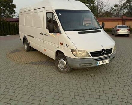 Белый Мерседес Sprinter, объемом двигателя 2.69 л и пробегом 500 тыс. км за 9999 $, фото 3 на Automoto.ua