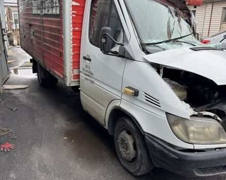 Белый Мерседес Sprinter, объемом двигателя 2.15 л и пробегом 100 тыс. км за 7100 $, фото 4 на Automoto.ua
