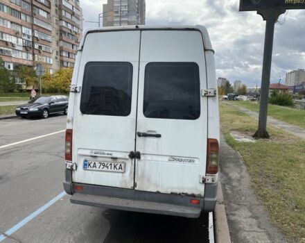 Белый Мерседес Sprinter, объемом двигателя 2.7 л и пробегом 550 тыс. км за 5800 $, фото 6 на Automoto.ua