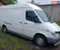 Белый Мерседес Sprinter, объемом двигателя 2.2 л и пробегом 660 тыс. км за 8650 $, фото 2 на Automoto.ua