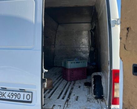 Белый Мерседес Sprinter, объемом двигателя 2.1 л и пробегом 345 тыс. км за 7800 $, фото 5 на Automoto.ua