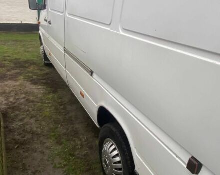 Белый Мерседес Sprinter, объемом двигателя 0 л и пробегом 320 тыс. км за 7700 $, фото 7 на Automoto.ua