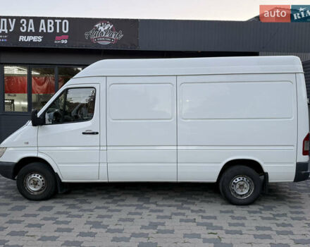 Белый Мерседес Sprinter, объемом двигателя 2.2 л и пробегом 412 тыс. км за 9500 $, фото 8 на Automoto.ua