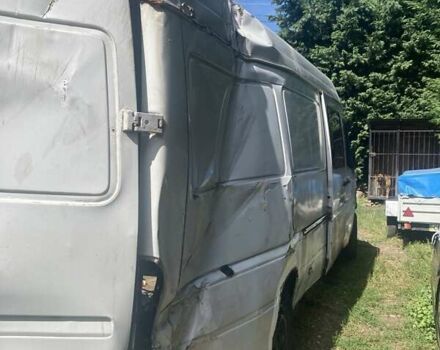 Белый Мерседес Sprinter, объемом двигателя 2.15 л и пробегом 600 тыс. км за 4500 $, фото 2 на Automoto.ua