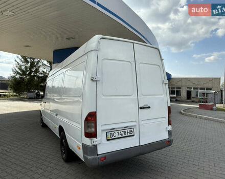 Белый Мерседес Sprinter, объемом двигателя 2.15 л и пробегом 931 тыс. км за 7400 $, фото 10 на Automoto.ua