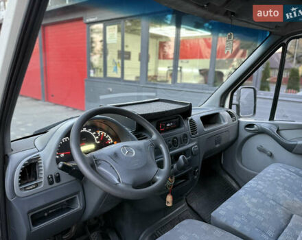 Белый Мерседес Sprinter, объемом двигателя 2.2 л и пробегом 412 тыс. км за 9500 $, фото 16 на Automoto.ua